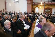 Pontifikalrequiem und Beisetzung von Weihbischof em. Johannes Kapp (Foto: Karl-Franz Thiede)